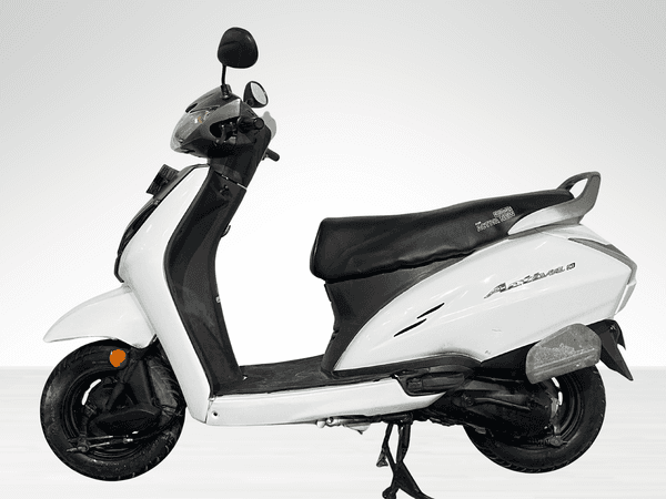 Used 2020 Honda Activa 5G Deluxe for sale in Delhi - photo 1