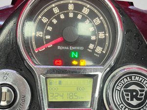 Used 2022 Royal Enfield Classic 350 Classic Dark - Dual Channel ABS for sale in Jaipur - thumbnail 8