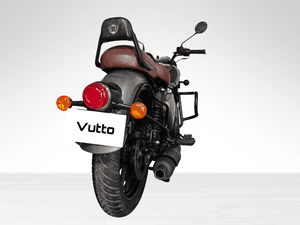 Used 2023 Royal Enfield Classic 350 Classic Dark - Dual Channel ABS for sale in Delhi - thumbnail 4