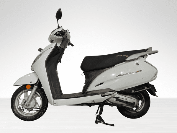 Used 2017 Honda Activa 125 Drum Alloy for sale in Delhi - photo 1