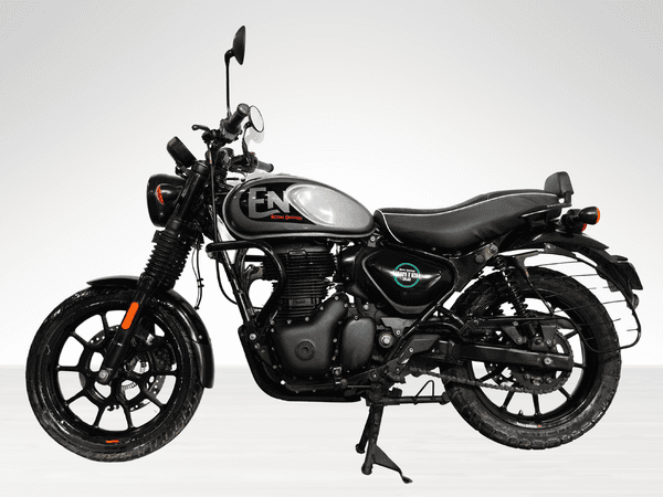 Used 2023 Royal Enfield Hunter 350 Metro Dapper for sale in Delhi - photo 1