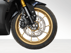 Used 2025 Yamaha R15 V4 Dark Knight for sale in Gurgaon - thumbnail 5