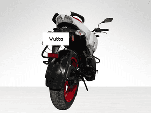 Used 2023 TVS Apache RTR 160 4V Dual Disc - ABS - Bluetooth for sale in Delhi - thumbnail 4