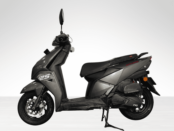 Used 2018 TVS Ntorq 125 Disc for sale in Delhi - photo 1