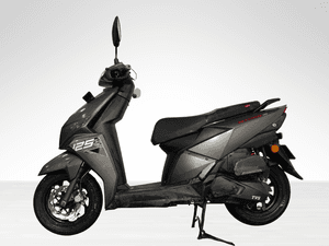 Used 2018 TVS Ntorq 125 Disc for sale in Delhi - thumbnail 1