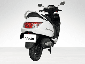 Used 2022 TVS Jupiter 125 Drum - Alloy Wheel for sale in Delhi - thumbnail 4