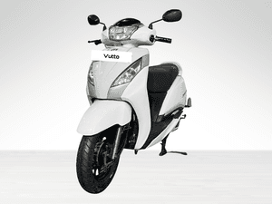 Used 2022 TVS Jupiter 125 Drum - Alloy Wheel for sale in Delhi - thumbnail 3