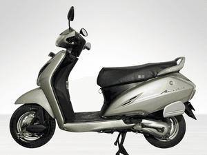 Used 2017 Honda Activa 4G Standard (BS IV) for sale in Delhi - thumbnail 1