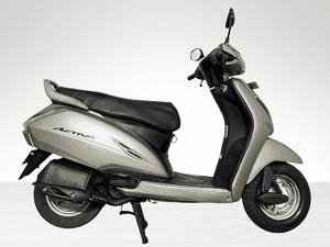 Used 2017 Honda Activa 4G Standard (BS IV) for sale in Delhi - thumbnail 2