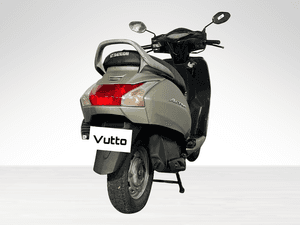 Used 2017 Honda Activa 4G Standard (BS IV) for sale in Delhi - thumbnail 4