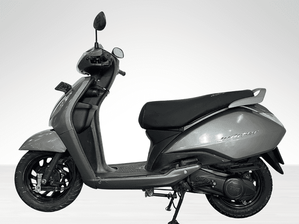 Used 2024 TVS Jupiter Drum for sale in Delhi - photo 1