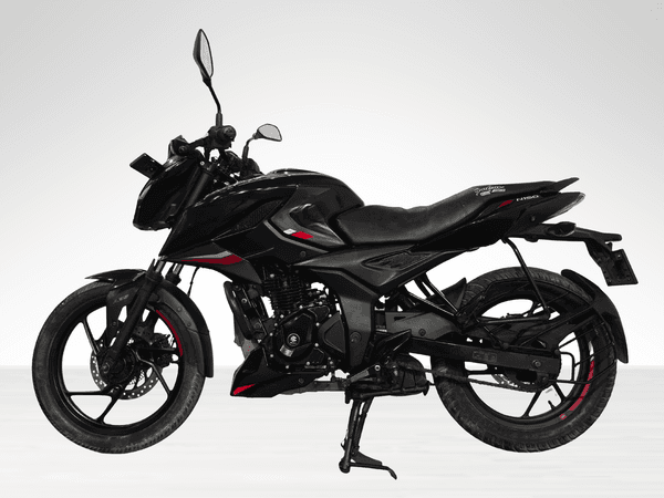 Used 2024 Bajaj Pulsar N150 Twin Disc for sale in Delhi - photo 1