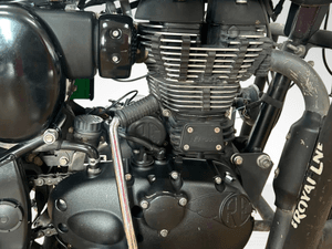 Used 2021 Royal Enfield Classic 350 Classic Dark - Dual Channel ABS for sale in Jaipur - thumbnail 7