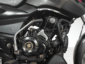 Used 2023 Bajaj Pulsar 125 Carbon Split Seat for sale in Delhi - thumbnail 7