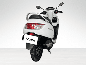 Used 2023 TVS Jupiter 125 Disc - Alloy Wheel for sale in Delhi - thumbnail 4