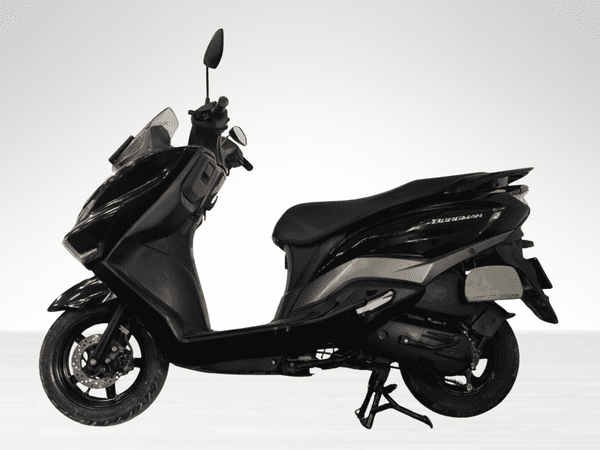 Used 2018 Suzuki Burgman Street 125 Standard for sale in Faridabad - photo 1