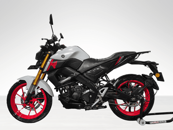 Used 2022 Yamaha MT 15 V2 Standard for sale in Gurgaon - photo 1