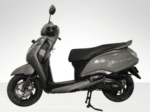 Used 2023 TVS Jupiter 125 Disc - Alloy Wheel for sale in Delhi - thumbnail 1