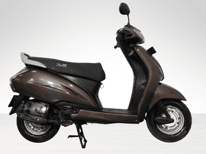 Used 2016 Honda Activa 3G Standard (BS III) for sale in Delhi - thumbnail 2