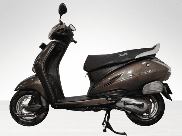 Used 2016 Honda Activa 3G Standard (BS III) for sale in Delhi - photo 1