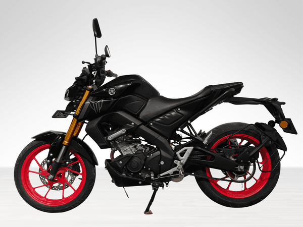 Used 2026 Yamaha MT 15 V2 Deluxe for sale in Gurgaon - photo 1