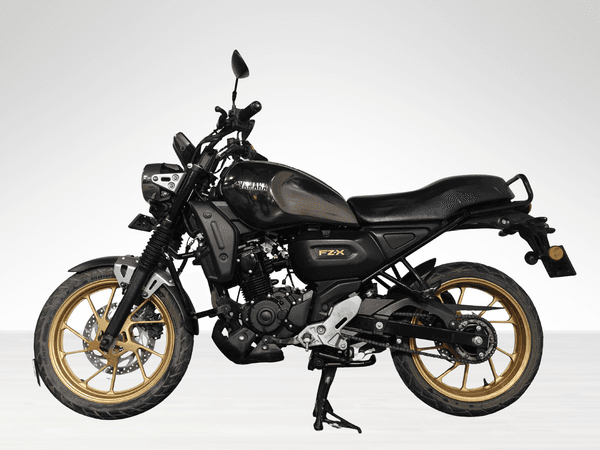 Used 2025 Yamaha FZ X Chrome for sale in Delhi - photo 1