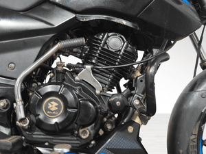 Used 2023 Bajaj Pulsar 125 Disc for sale in Delhi - thumbnail 7