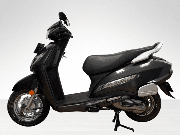 Used 2021 Honda Activa 125 Drum for sale in Jaipur - photo 1