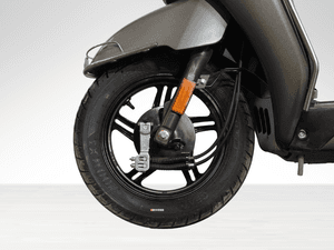 Used 2026 TVS Jupiter 125 Drum - Alloy Wheel for sale in Delhi - thumbnail 5