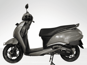 Used 2023 TVS Jupiter 125 Drum - Alloy Wheel for sale in Delhi - thumbnail 1