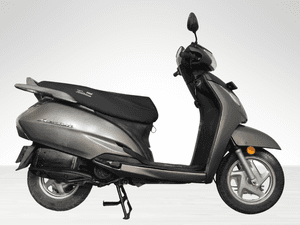 Used 2018 Honda Activa 125 Drum Alloy for sale in Delhi - thumbnail 2