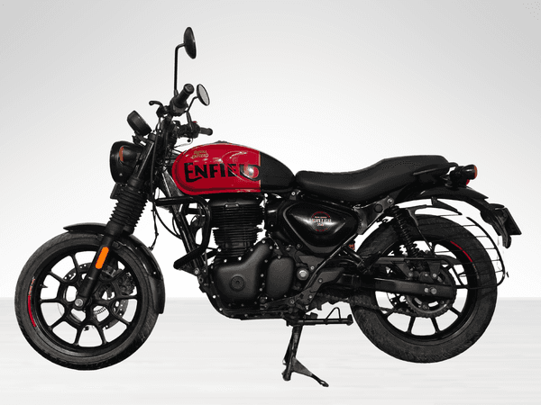 Used 2024 Royal Enfield Hunter 350 Metro Rebel for sale in Delhi - photo 1