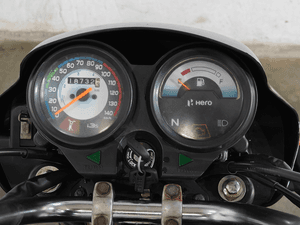 Used 2023 Hero Splendor Plus Self Alloy i3S for sale in Delhi - thumbnail 8