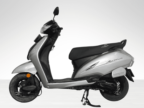 Used 2020 Honda Activa 5G Deluxe - Limited Edition for sale in Delhi - photo 1