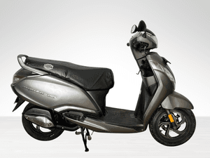Used 2023 TVS Jupiter 125 Disc - Alloy Wheel for sale in Jaipur - thumbnail 2