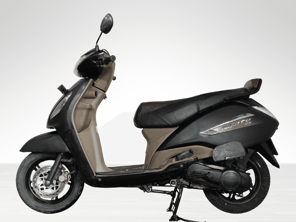 Used 2022 TVS Jupiter ZX Disc - SmartXonnect for sale in Delhi - photo 1