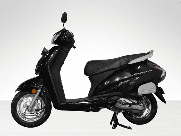 Used 2023 Honda Activa 6G Standard for sale in Delhi - photo 1