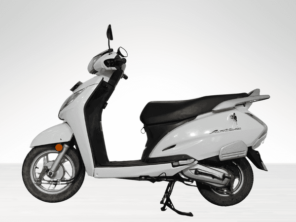Used 2017 Honda Activa 125 Drum Alloy for sale in Gurgaon - photo 1