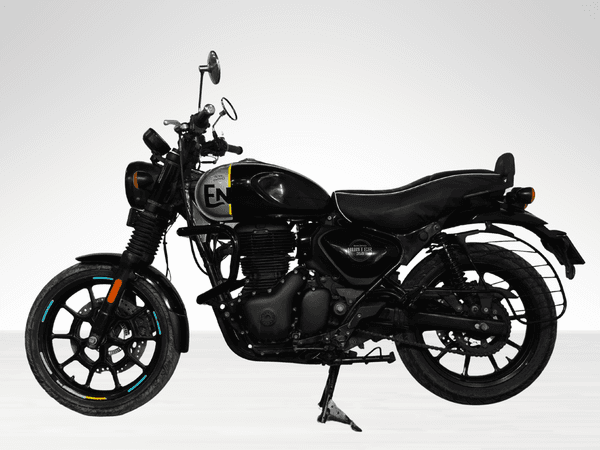 Used 2024 Royal Enfield Hunter 350 Metro Rebel for sale in Delhi - photo 1