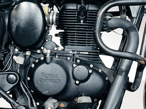 Used 2024 Royal Enfield Classic 350 Classic Dark - Dual Channel ABS for sale in Delhi - thumbnail 7