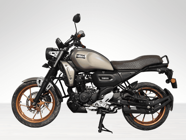 Used 2024 Yamaha FZ X Matte Copper and Matte Black for sale in Delhi - photo 1