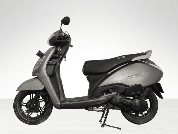 Used 2024 TVS Jupiter Drum Alloy for sale in Delhi - photo 1