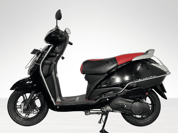 Used 2024 TVS Jupiter Drum Alloy for sale in Gurgaon - photo 1