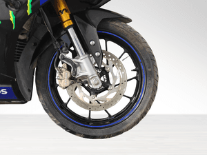 Used 2025 Yamaha R15 V4 Dark Knight for sale in Gurgaon - thumbnail 5