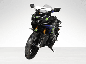 Used 2025 Yamaha R15 V4 Dark Knight for sale in Gurgaon - thumbnail 3