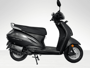 Used 2017 Honda Activa 4G Standard (BS IV) for sale in Delhi - thumbnail 2
