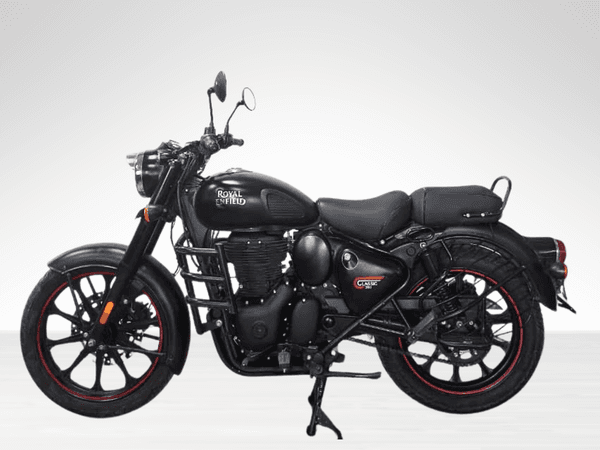 Used 2024 Royal Enfield Classic 350 Classic Dark - Dual Channel ABS for sale in Jaipur - photo 1