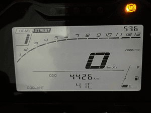 Used 2025 Yamaha R15 V4 Racing Blue for sale in Gurgaon - thumbnail 8