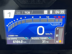 Used 2023 Yamaha R15 V4 M for sale in Delhi - thumbnail 8
