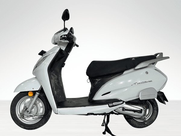 Used 2017 Honda Activa 125 Drum for sale in Delhi - photo 1